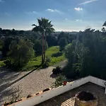 The Lemon Tree Apart Otel