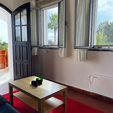 The Lemon Tree Apartmanhotel Moncarapacho