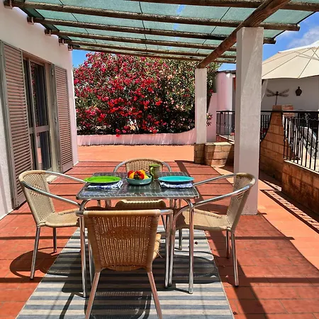 The Lemon Tree Apartmanhotel Moncarapacho